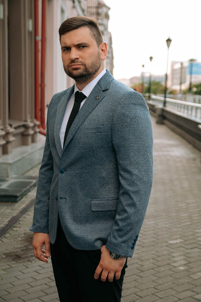 Пиджак серый